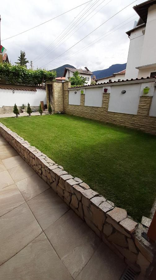 Къща За Гости Чечев Sapareva Banya Exterior foto